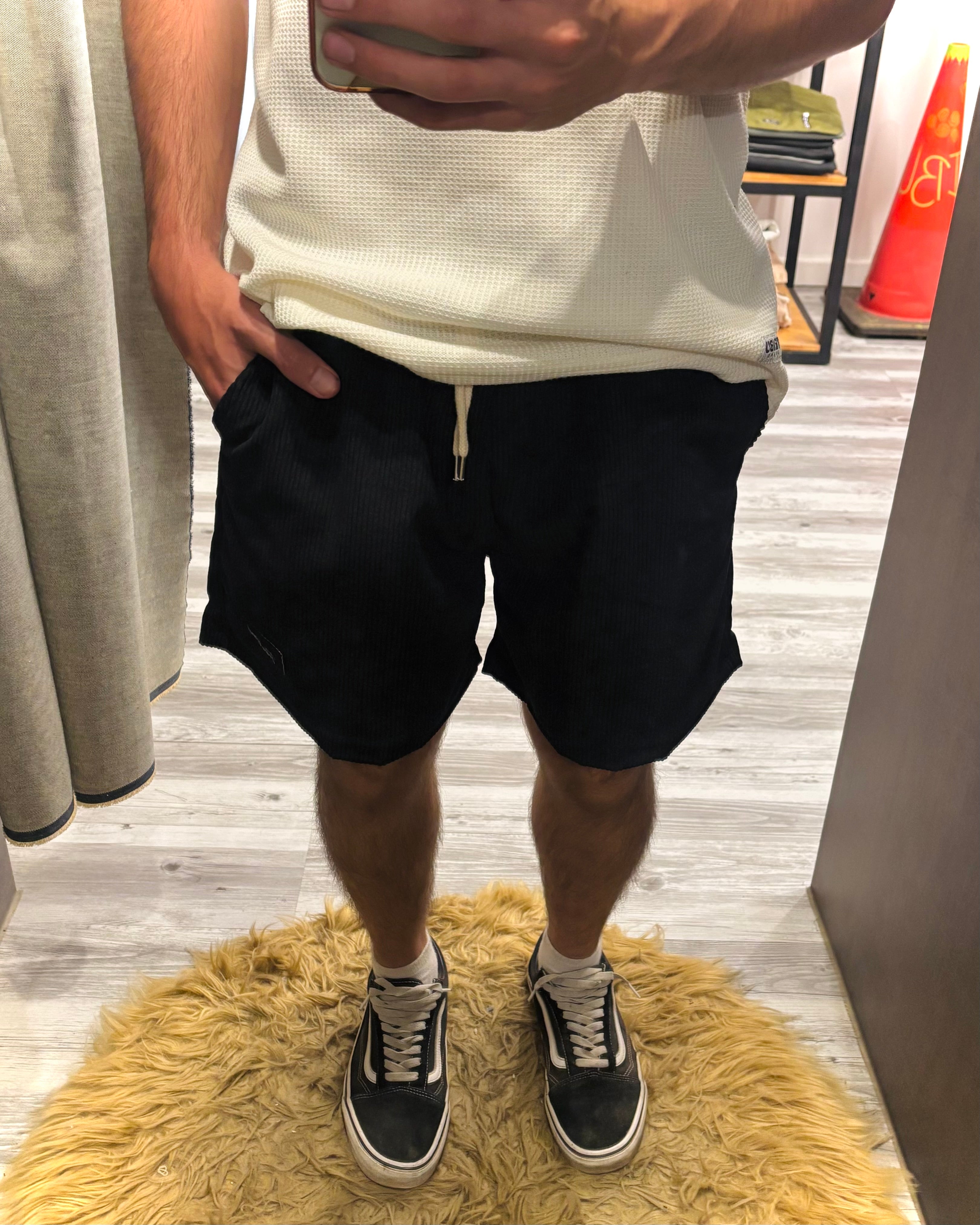 Short de pana negro