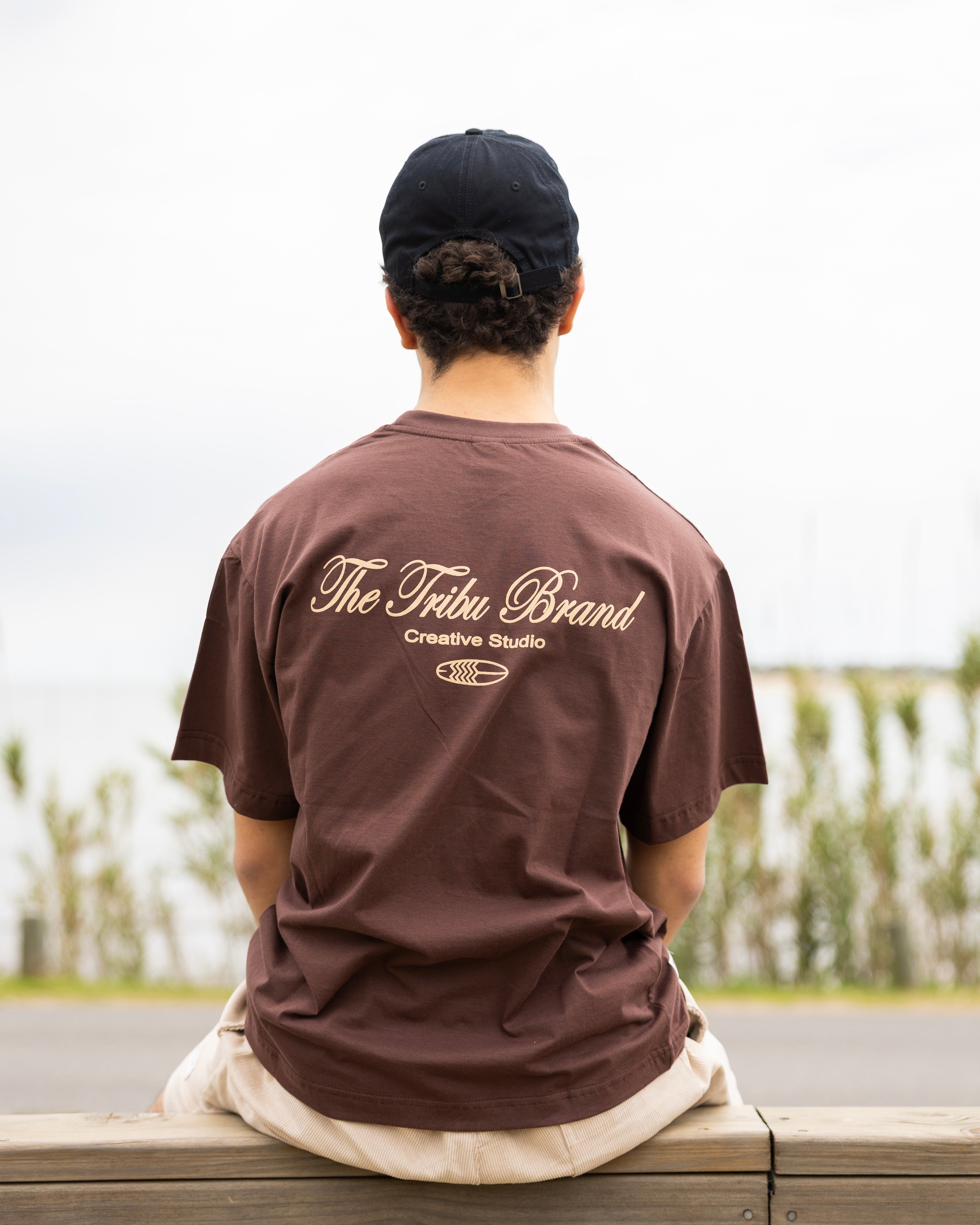 Remera over The tribu brand