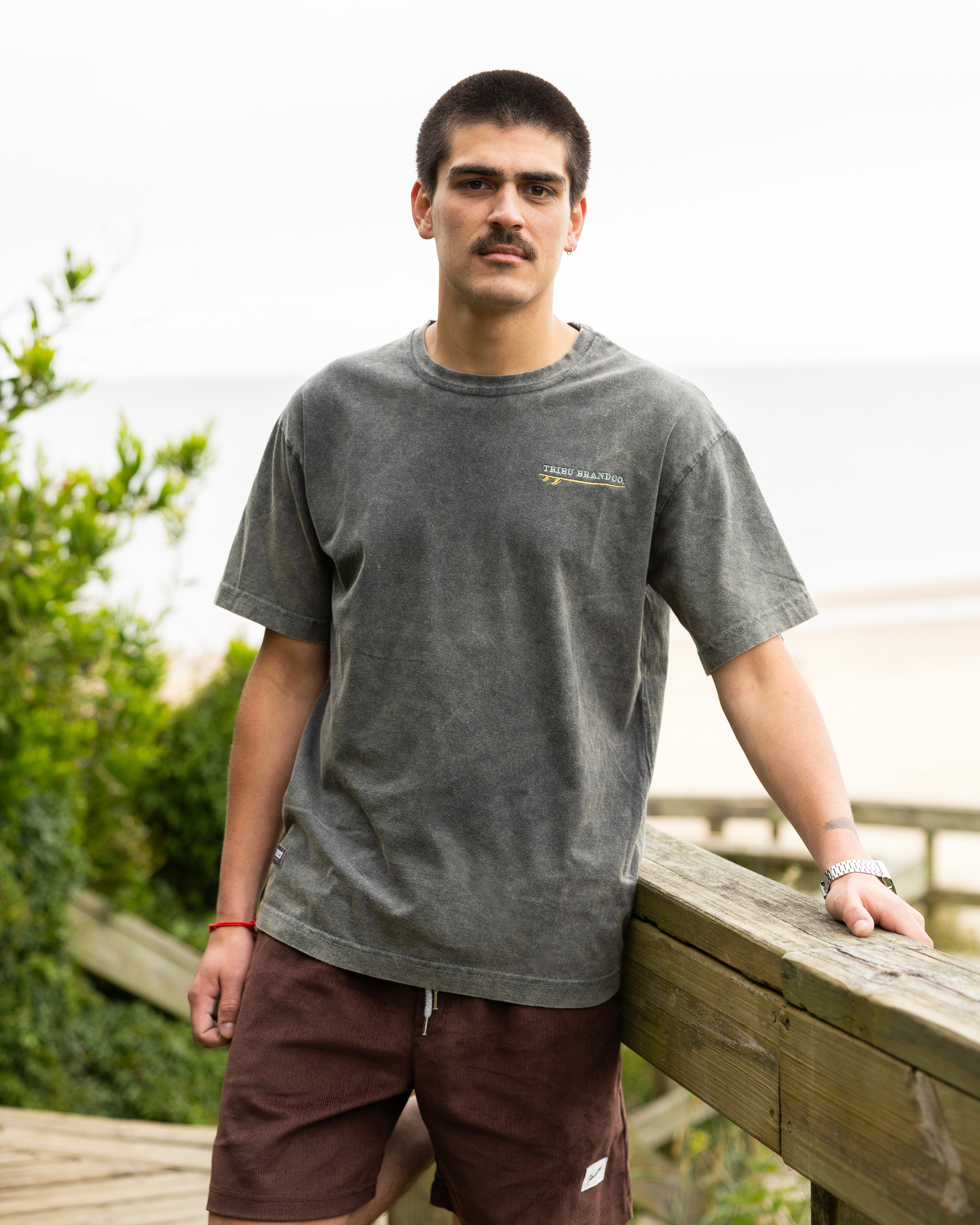 Remera over gastada surf 🏄🏼‍♂️