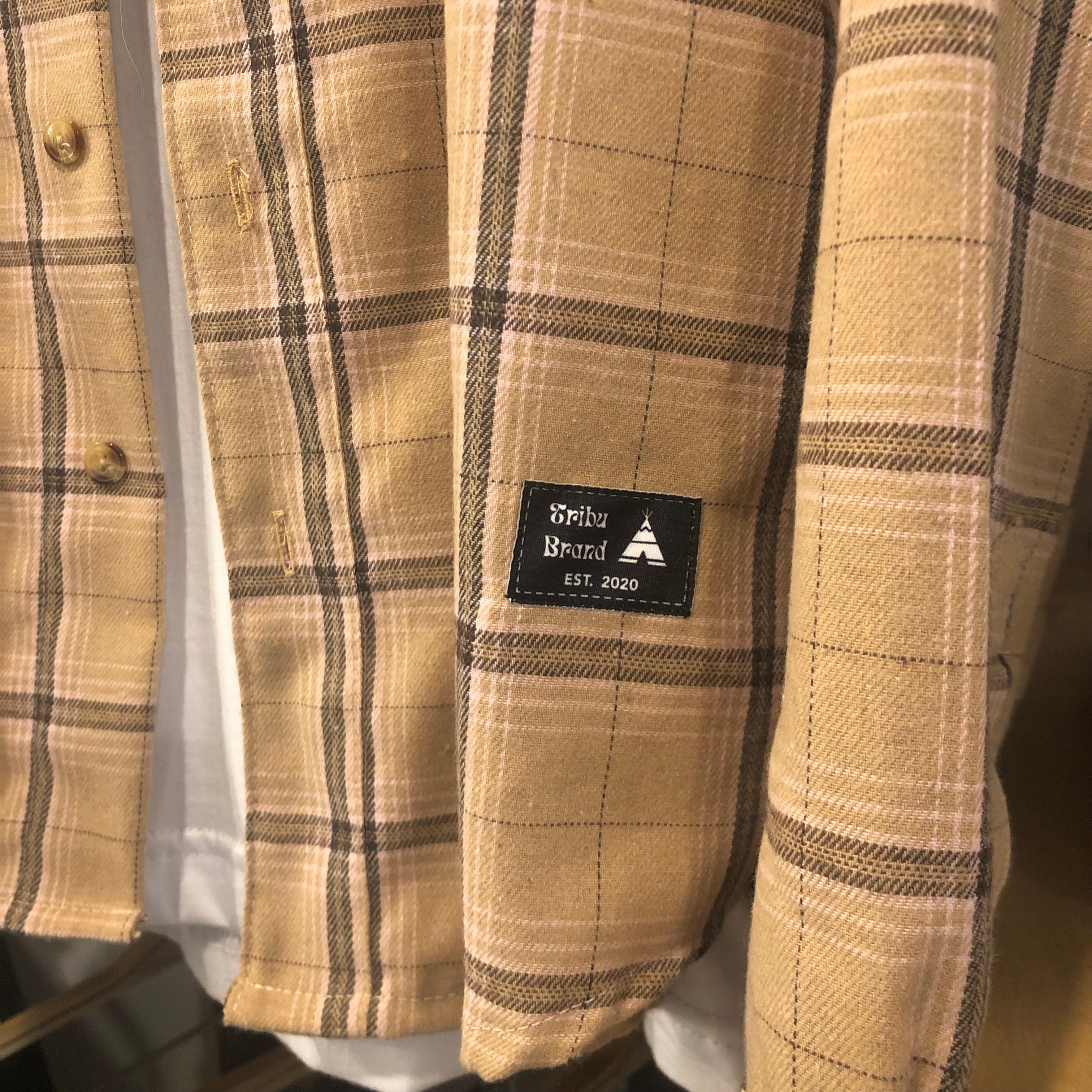 Sobrecamisa liviana clara